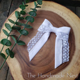 Vintage Lace Handtied Bow